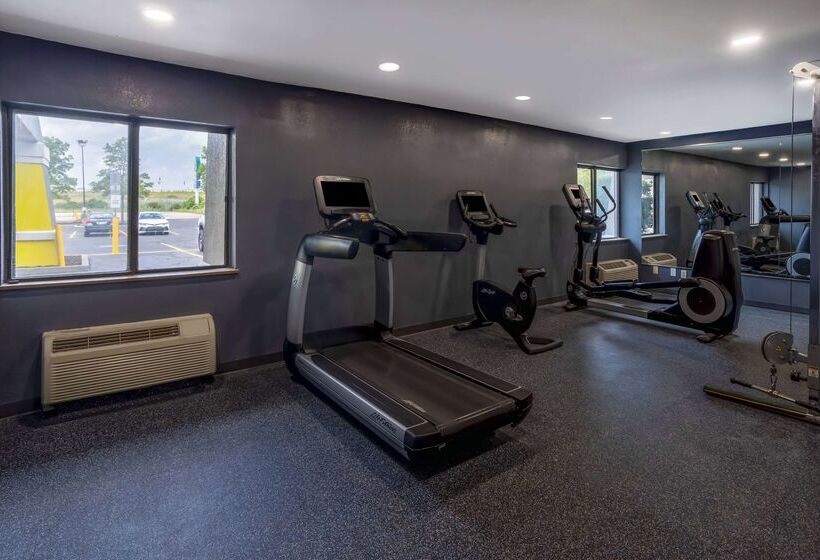 فندق Days Inn By Wyndham Pleasant Prairie Kenosha