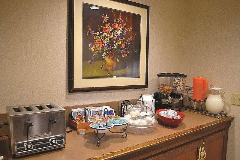 فندق Days Inn By Wyndham Pleasant Prairie Kenosha