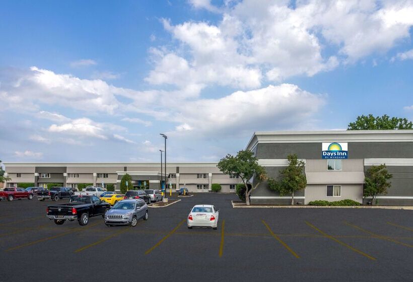فندق Days Inn By Wyndham Pleasant Prairie Kenosha