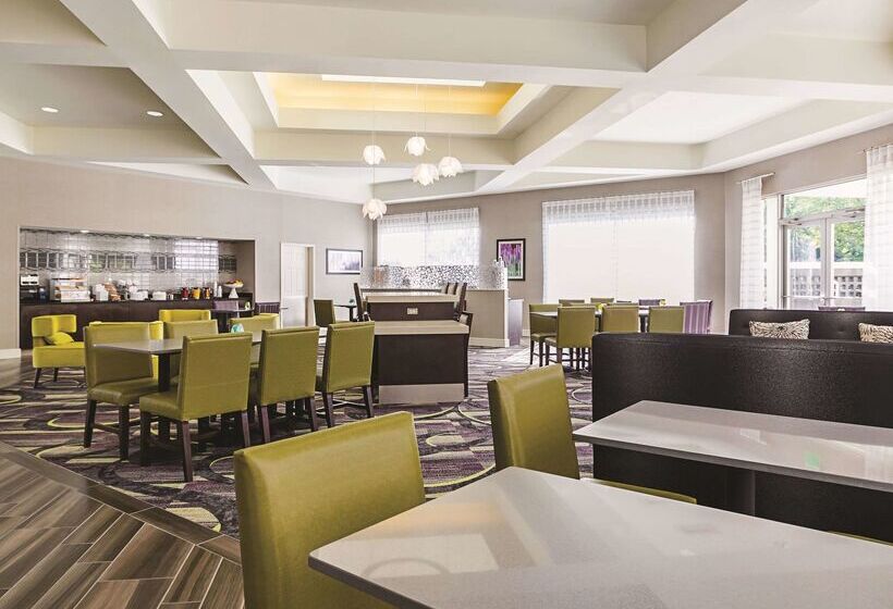 בית מלון כפרי La Quinta By Wyndham Dallas Plano West