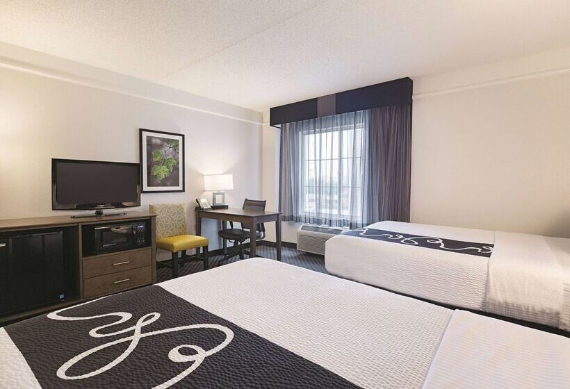 בית מלון כפרי La Quinta By Wyndham Dallas Plano West