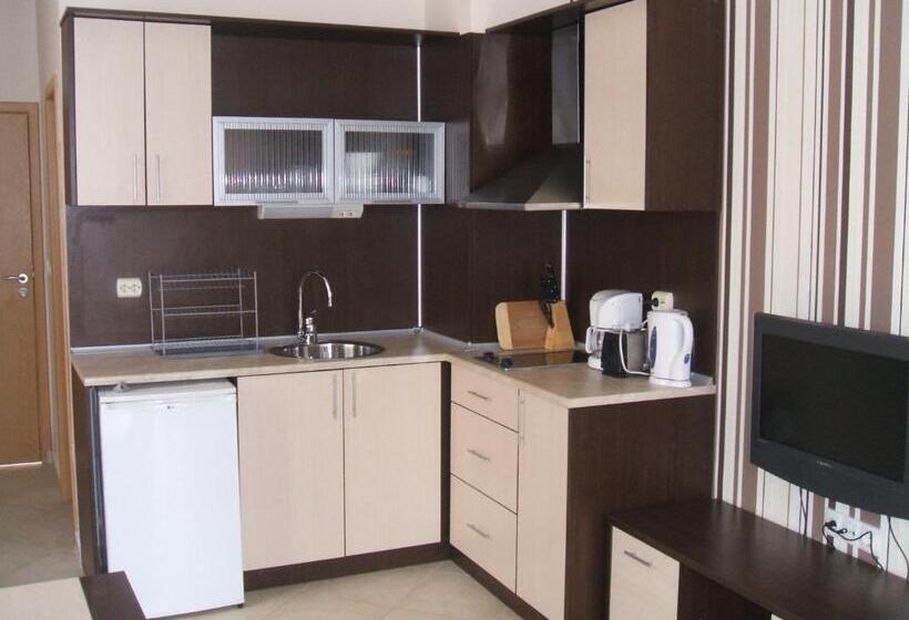 Отель Laguna Beach Resort & Spa