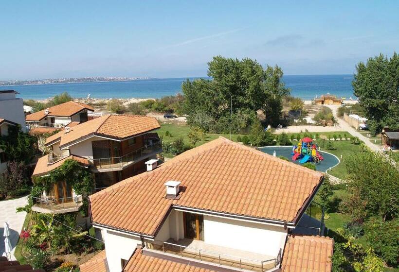 Отель Laguna Beach Resort & Spa