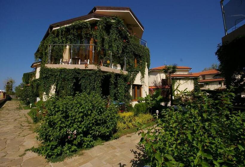 호텔 Laguna Beach Resort & Spa