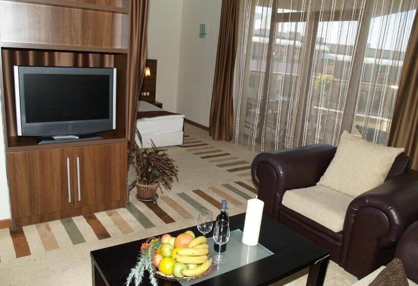 Отель Laguna Beach Resort & Spa