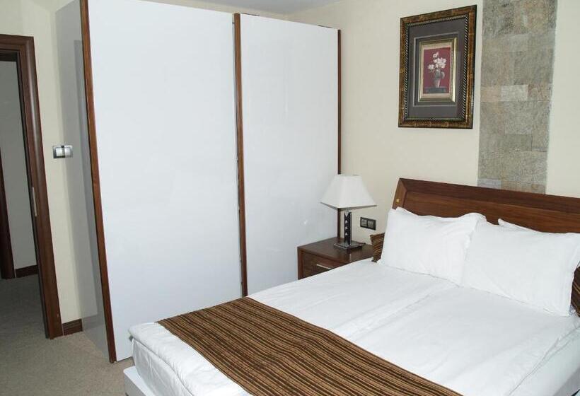 Отель Laguna Beach Resort & Spa