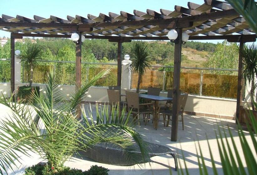 Отель Laguna Beach Resort & Spa