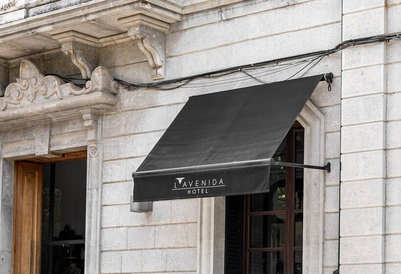 هتل L'avenida