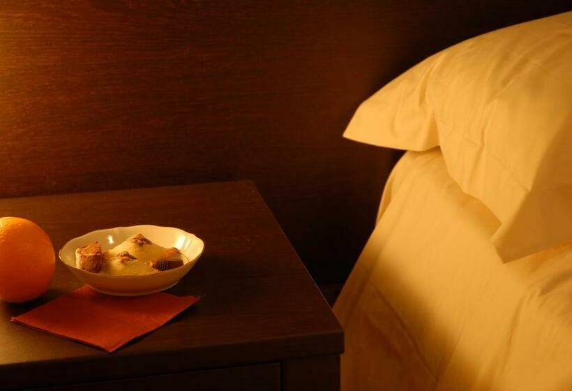 Отель Le Cinque Luci