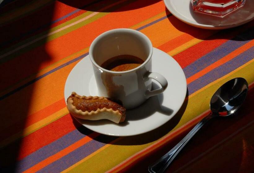 Отель Le Cinque Luci