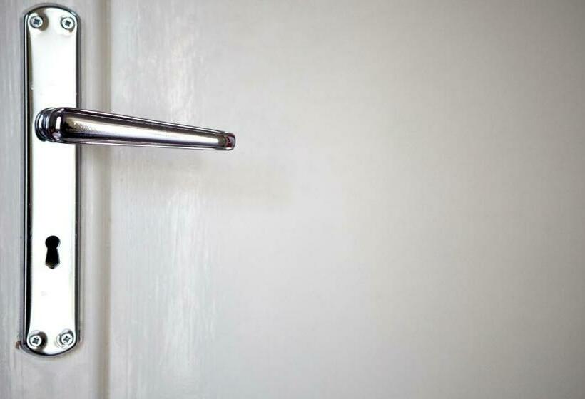 Отель Le Cinque Luci