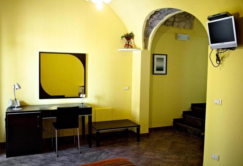 Отель Le Cinque Luci