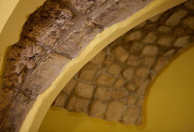 Отель Le Cinque Luci