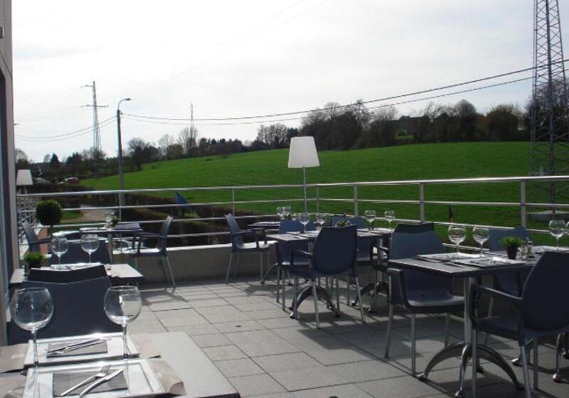 בית מלון כפרי Le Midi