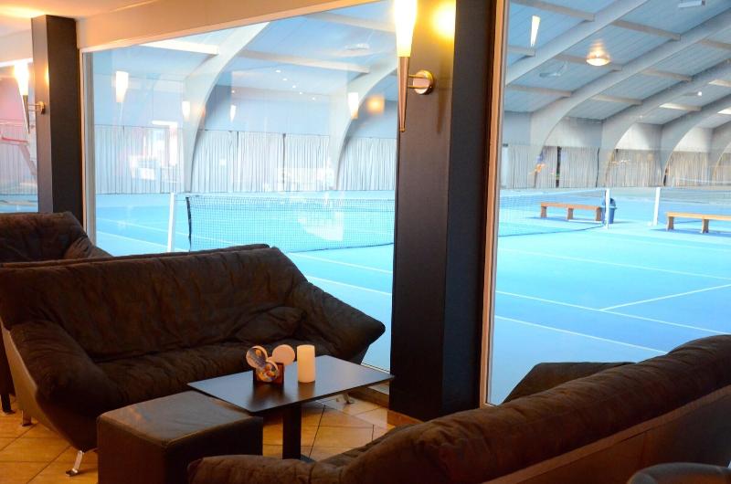 בית מלון כפרי Le Midi