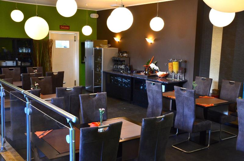 בית מלון כפרי Le Midi