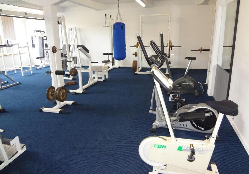 בית מלון כפרי Le Midi