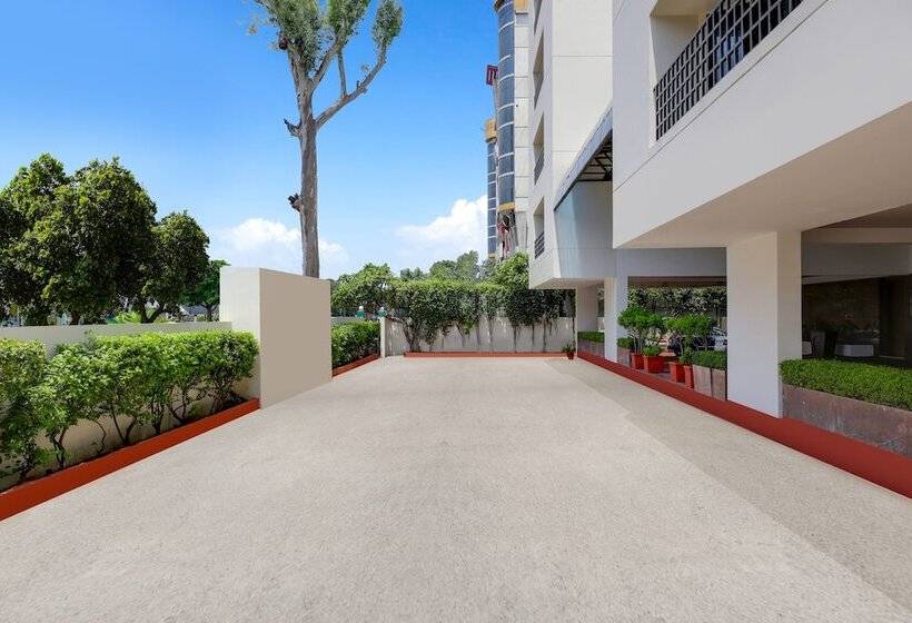 Lemon Tree Hotel, Indore