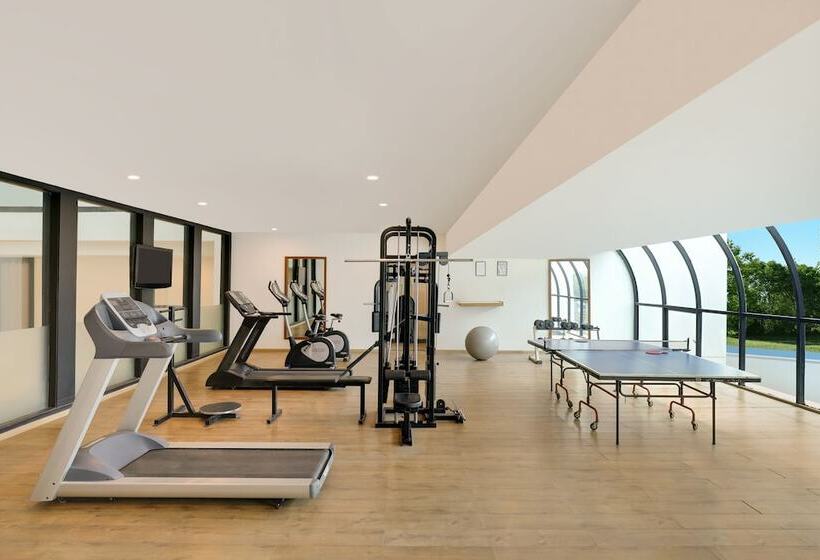 Lemon Tree Hotel, Indore