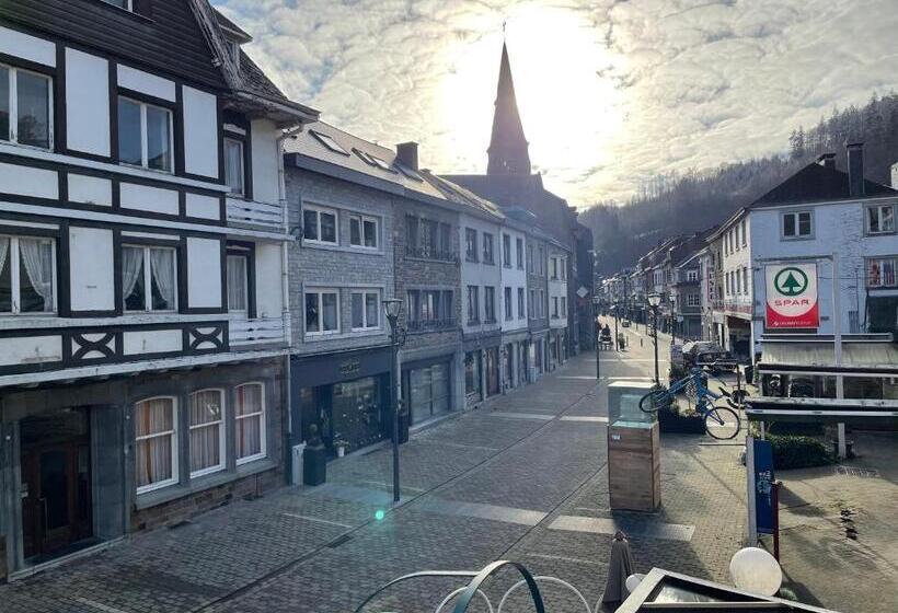 Отель Les Arcades   La Roche En Ardenne