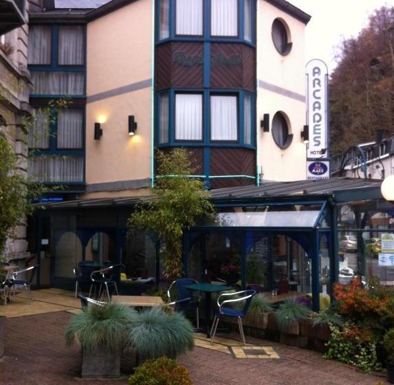 Отель Les Arcades   La Roche En Ardenne