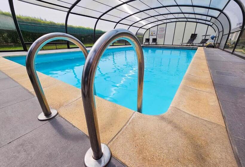 בית מלון כפרי Logis Hôtel Le Menobu