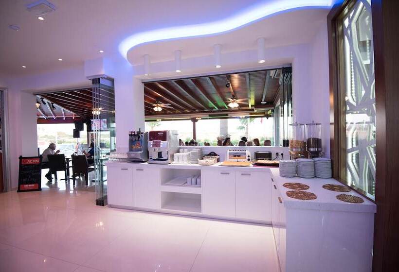 فندق Loutsiana Deluxe Apts