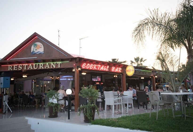 فندق Loutsiana Deluxe Apts