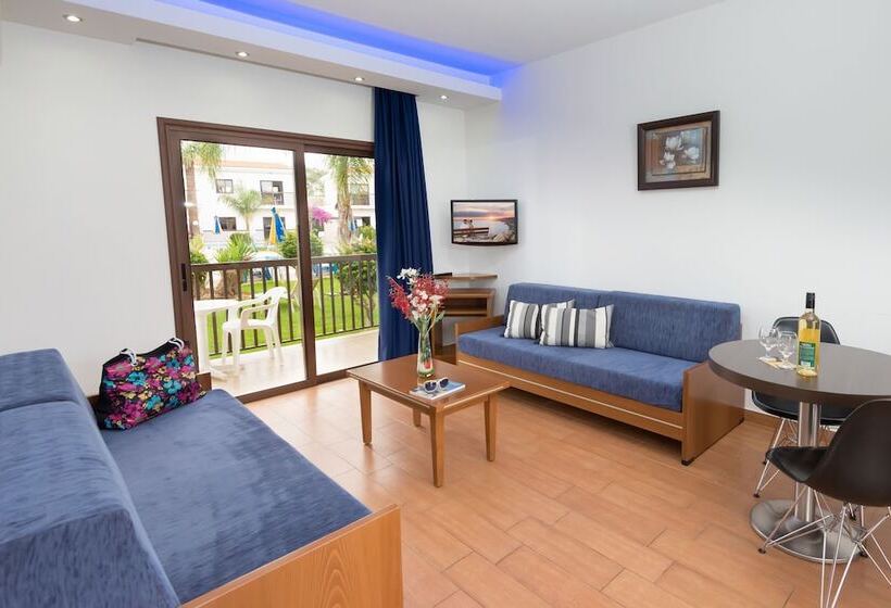 فندق Loutsiana Deluxe Apts