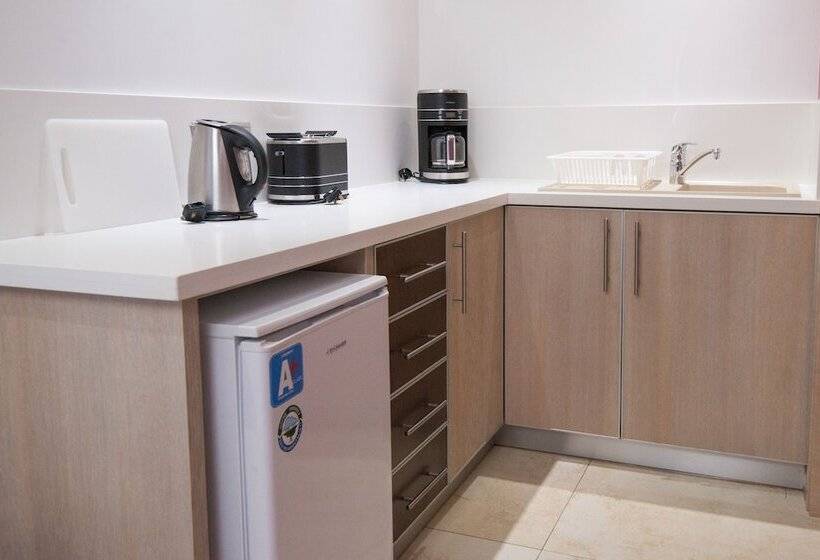 فندق Loutsiana Deluxe Apts