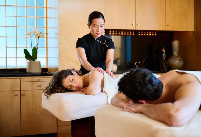 Отель Mandarin Oriental Boston