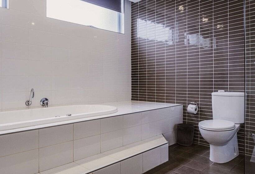 هتل Mercure Centro Port Macquarie