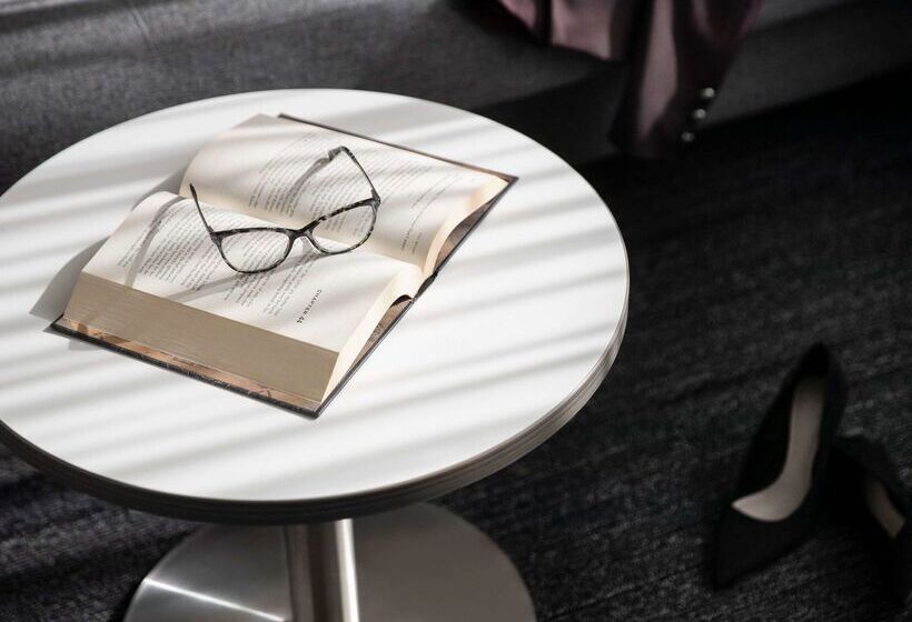 هتل Mercure Sydney Bankstown