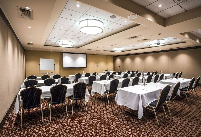 هتل Mercure Sydney Bankstown