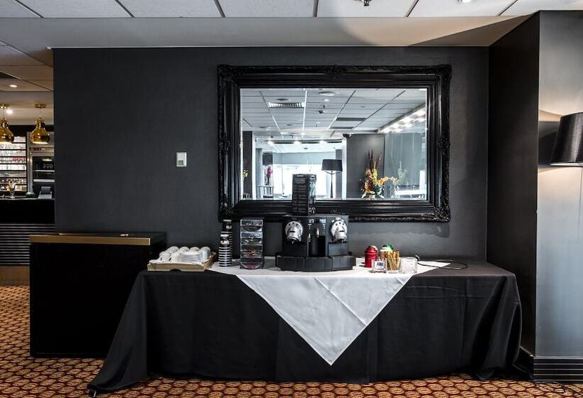 هتل Mercure Sydney Bankstown