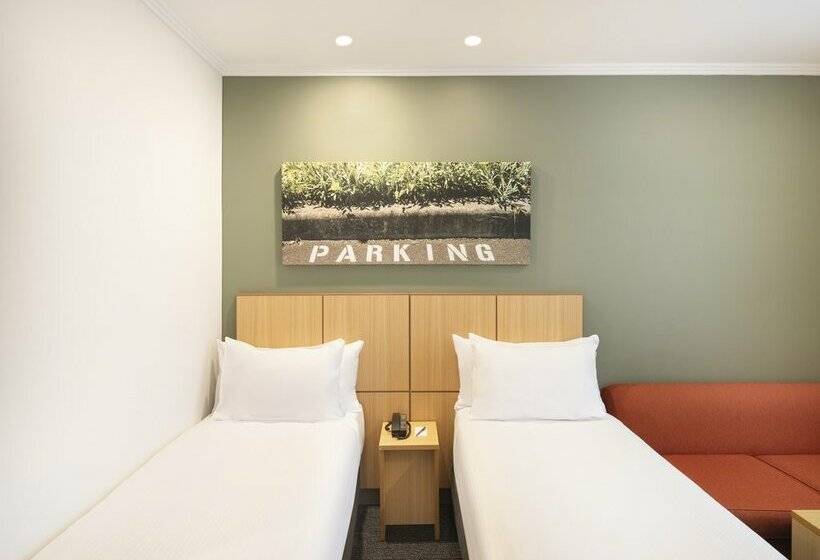 בית מלון כפרי Mercure Sydney Macquarie Park