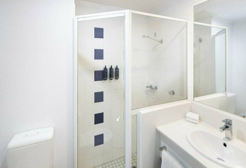 Отель Mercure Sydney Macquarie Park