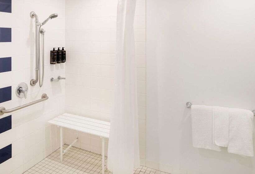 בית מלון כפרי Mercure Sydney Macquarie Park