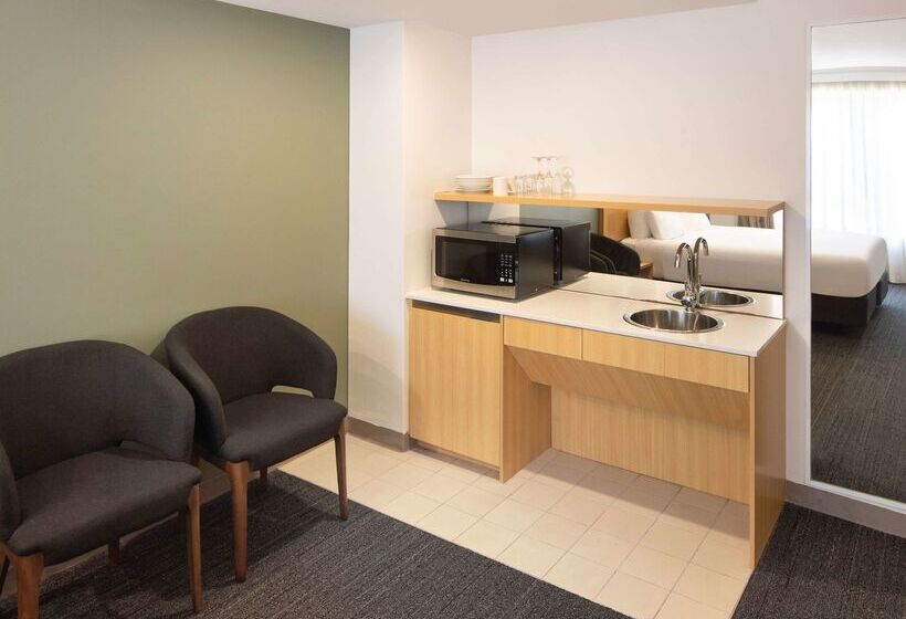 בית מלון כפרי Mercure Sydney Macquarie Park