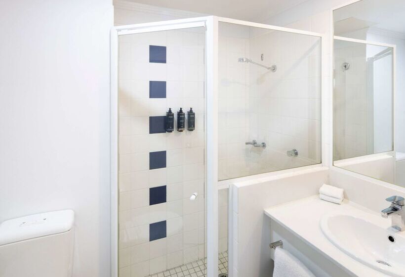 בית מלון כפרי Mercure Sydney Macquarie Park