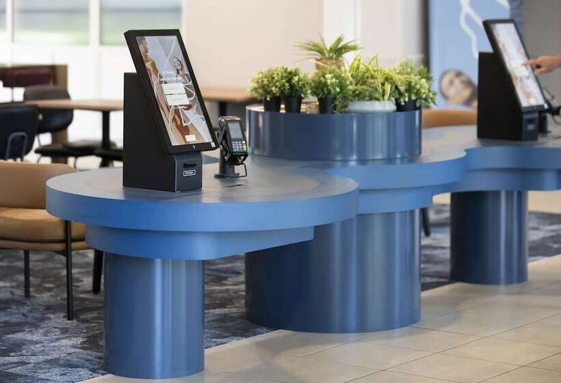 בית מלון כפרי Mercure Sydney Macquarie Park