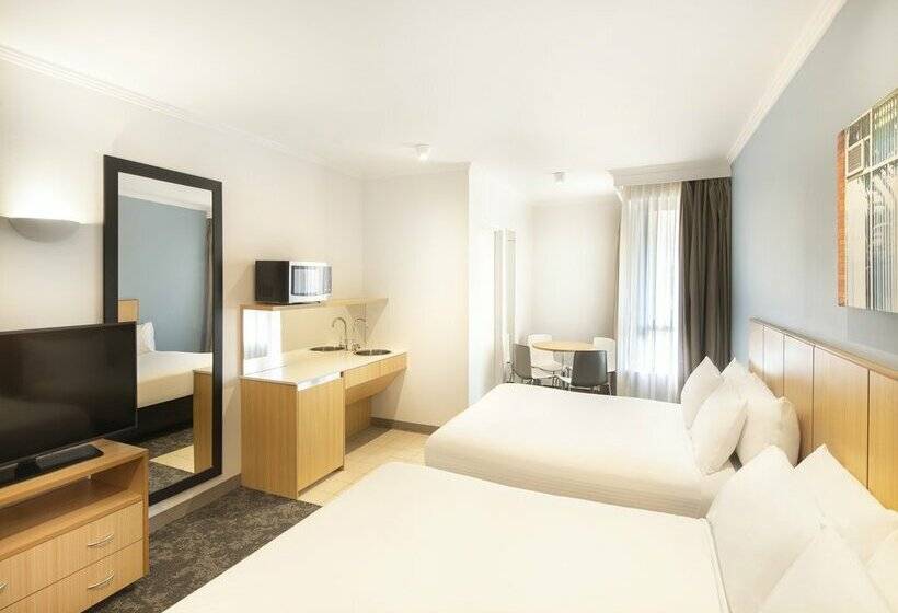 בית מלון כפרי Mercure Sydney Manly Warringah