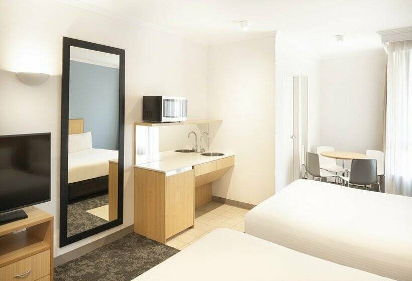 בית מלון כפרי Mercure Sydney Manly Warringah