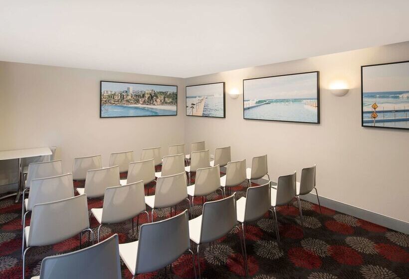 בית מלון כפרי Mercure Sydney Manly Warringah