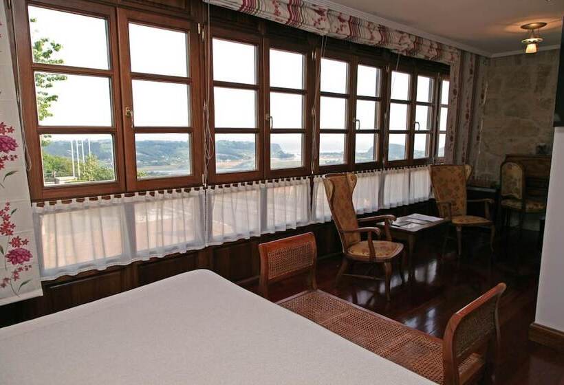 هتل Mirador De Moriyón