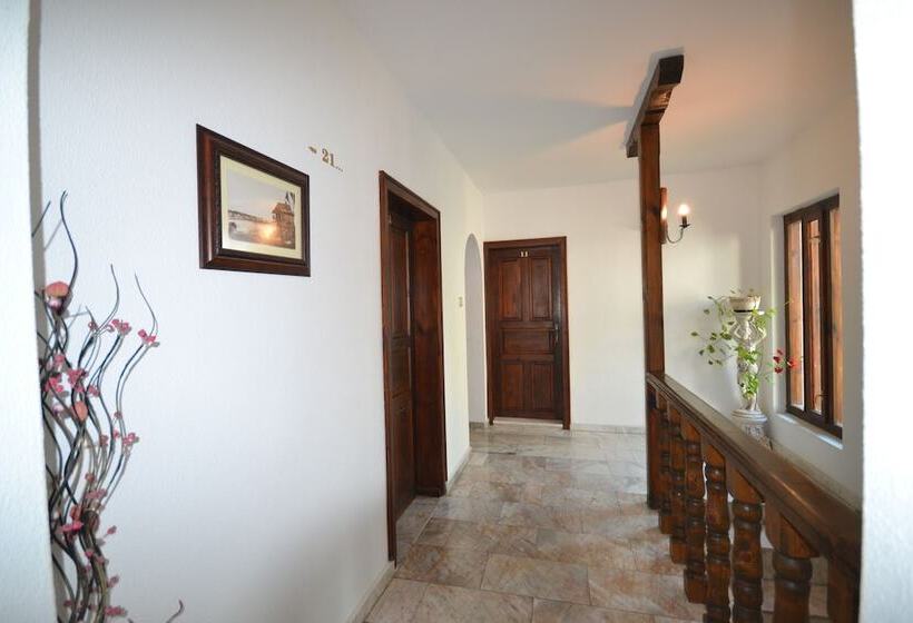 Hotel семеен хотел море