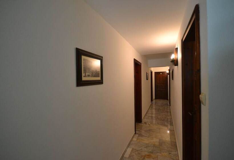 Hotel семеен хотел море