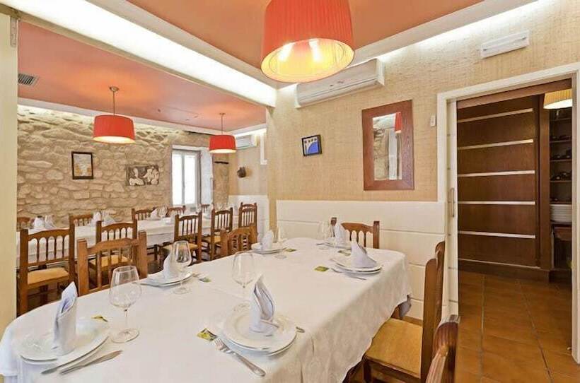 בית מלון כפרי O Desvío