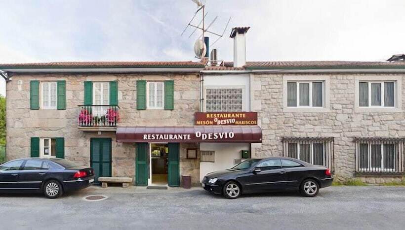 בית מלון כפרי O Desvío