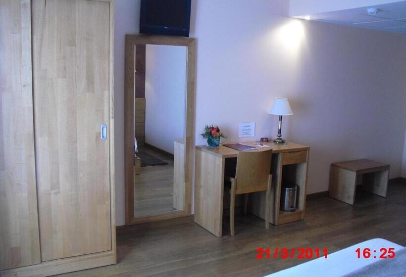 בית מלון כפרי O Desvío